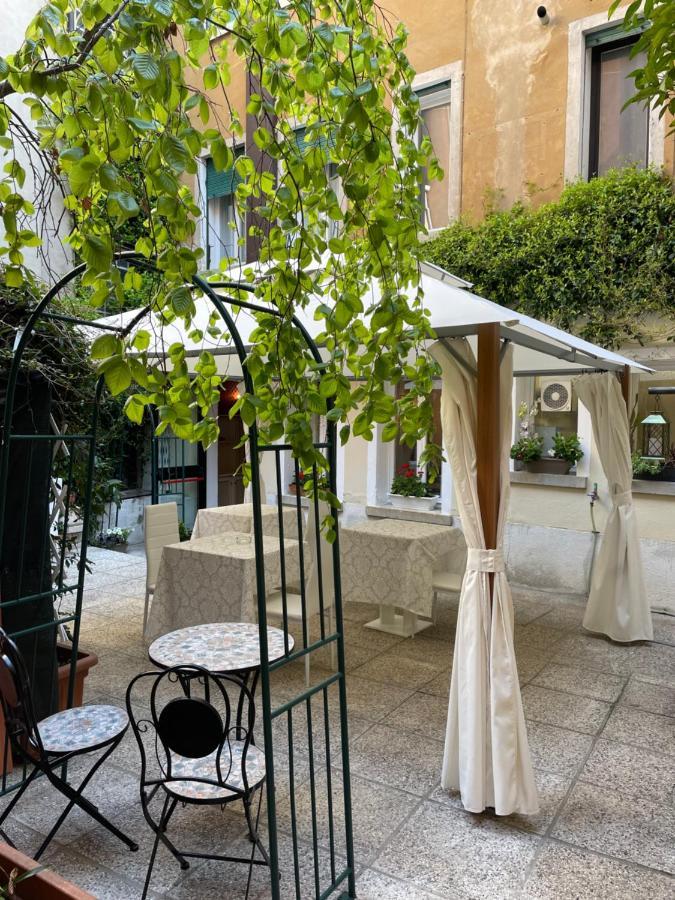 Hotel Apostoli Garden Venice Luaran gambar