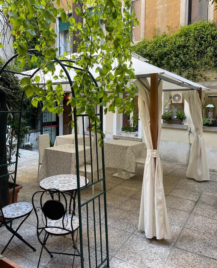 Hotel Apostoli Garden Venice Luaran gambar